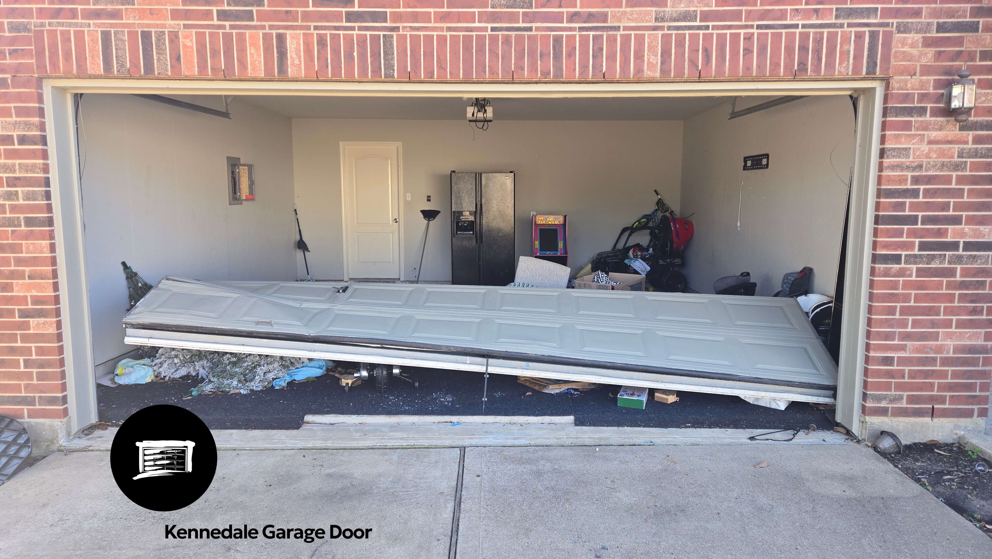 damaged-garage-door-replacement